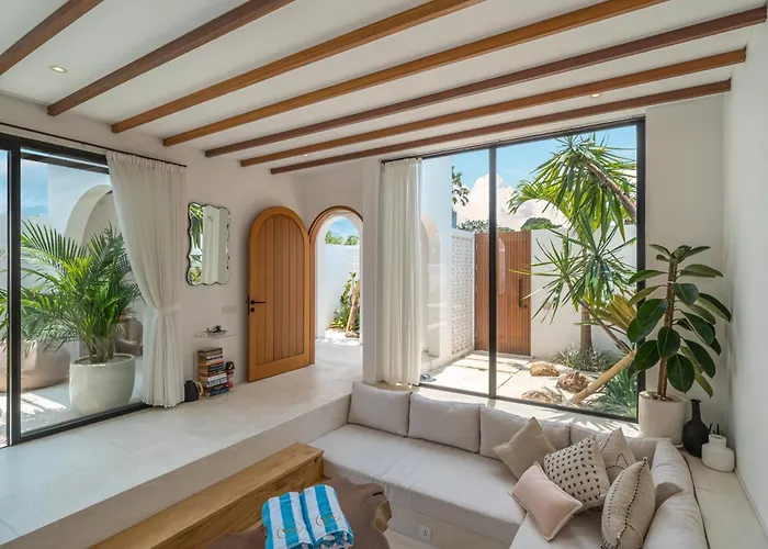 Villa Linda - Ultimate Romantic One Bedroom In Canggu